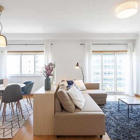 Central Orient Residence - Modern, Spacious And Sunny! By The River! Lisbon Exterior photo