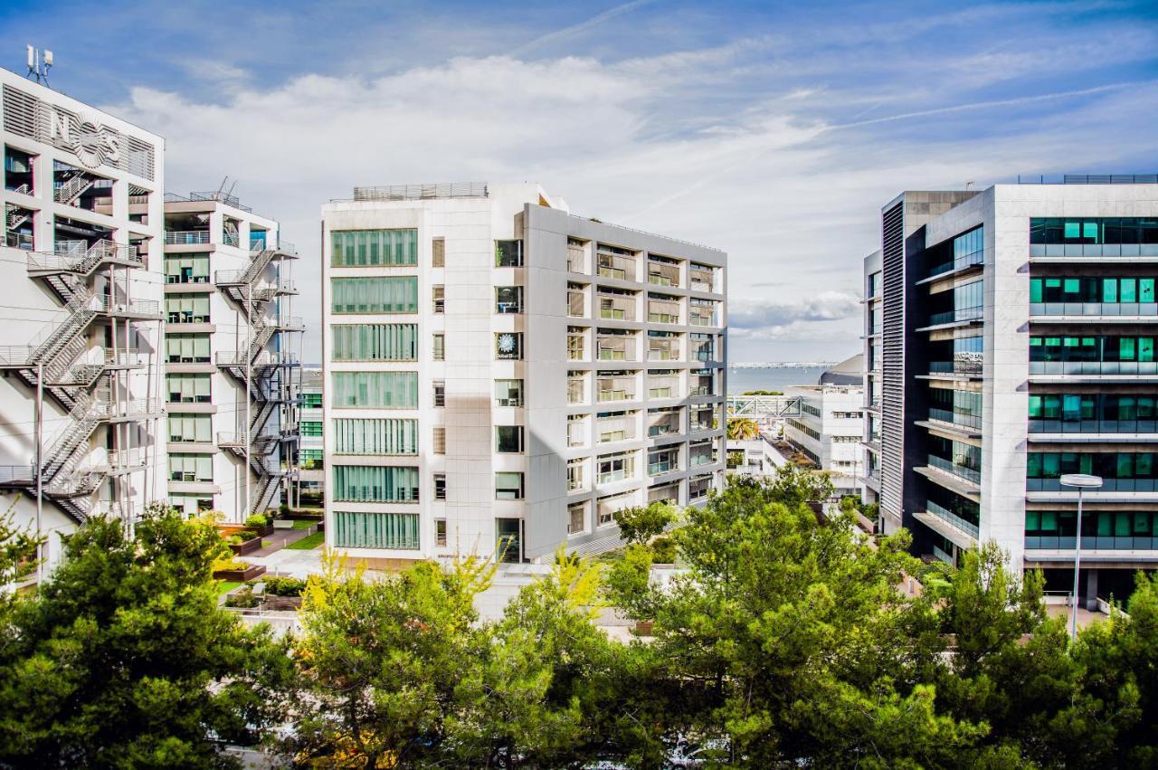 Central Orient Residence - Modern, Spacious And Sunny! By The River! Lisbon Exterior photo